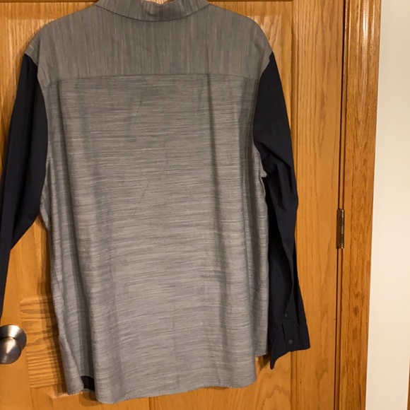 NWT Phillip Lim - Men’s versatile heather gray and black shirt - Picture 5 of 11